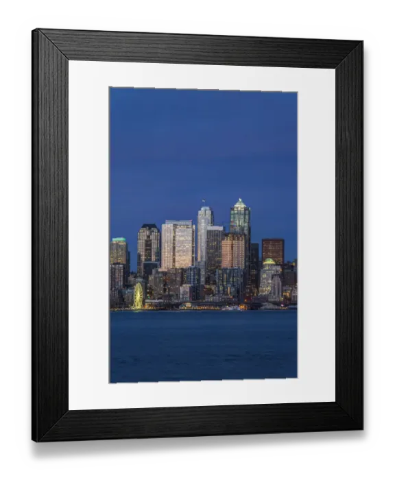 Framed Print : Washington State, Seattle. Skyline at Twilight Framed Print : Washington State, Seattle. Skyline at Twilight