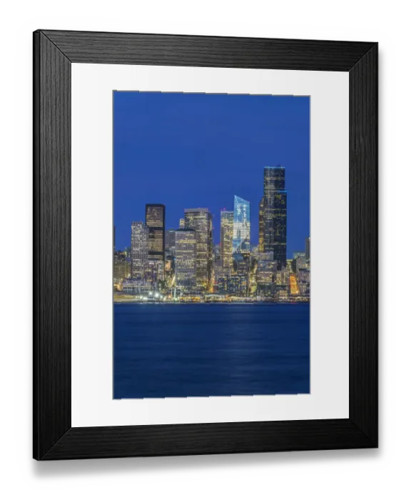 Framed Print : Washington State, Seattle. Skyline at Twilight Framed Print : Washington State, Seattle. Skyline at Twilight