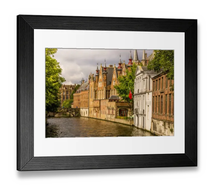 Framed Print : Canal scene, Bruges, West Flanders, Belgium Framed Print : Canal scene, Bruges, West Flanders, Belgium