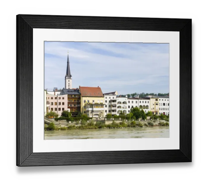 Framed Print : The famous waterfront and river Inn. The medieval old town of Wasserburg am Inn in Framed Print : The famous waterfront and river Inn. The medieval old town of Wasserburg am Inn in