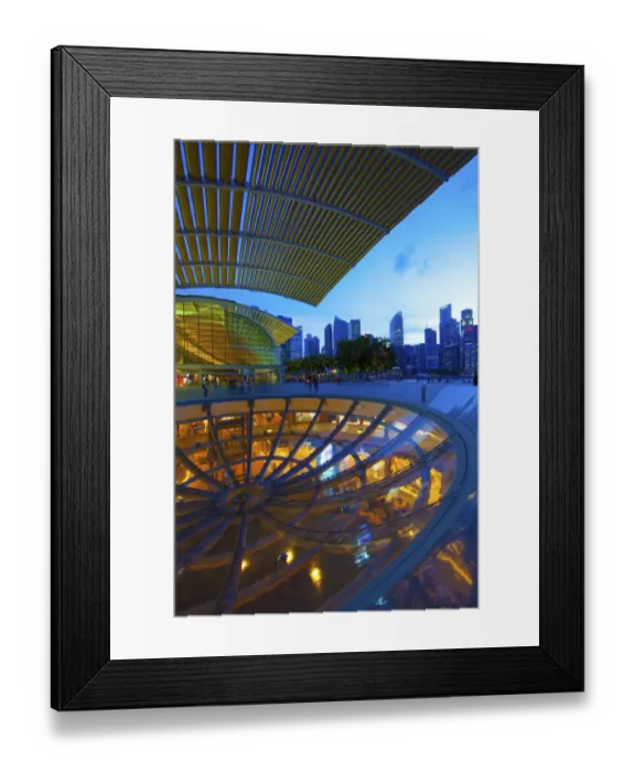 Framed Print : Singapore. Street-level overview of city at twilight