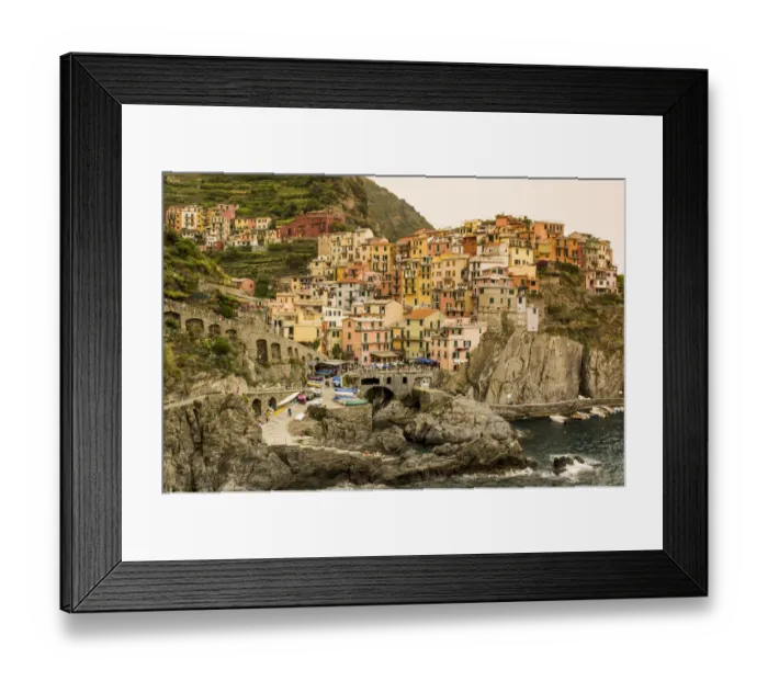Framed Print : Manarola, Cinque Terre, Italy Framed Print : Manarola, Cinque Terre, Italy