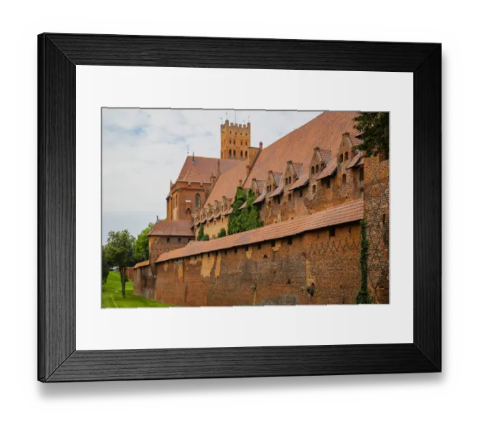 Framed Print : Renovations and restorations continue at Malbork Castle on northern Poland Framed Print : Renovations and restorations continue at Malbork Castle on northern Poland