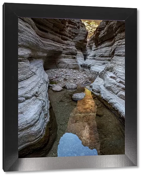 USA, Arizona. Reflections in Matkatamiba Canyon, Grand Canyon National Park