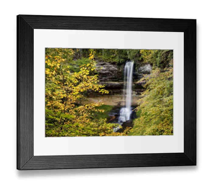 Framed Print : USA, Michigan, Upper Peninsula, Pictured Rocks National Lakeshore Framed Print : USA, Michigan, Upper Peninsula, Pictured Rocks National Lakeshore