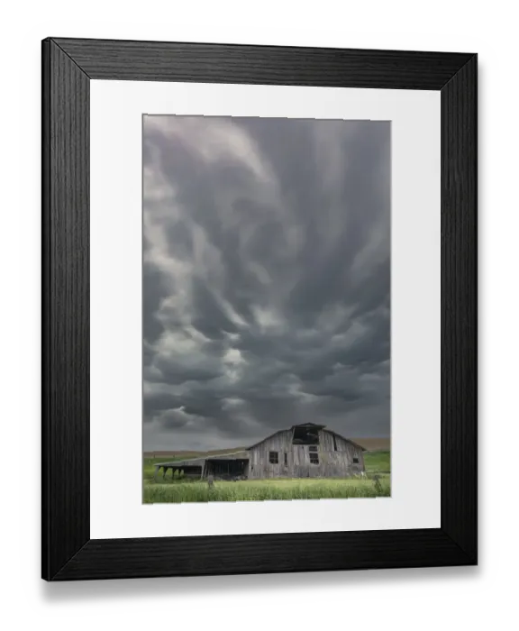 Framed Print : Dark, storm clouds above old barn, Palouse region of eastern Washington Framed Print : Dark, storm clouds above old barn, Palouse region of eastern Washington