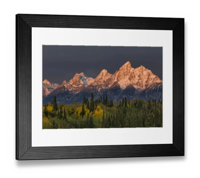 Framed Print : Autumn sunrise view of Teton Range, Grand Teton National Park, Wyoming Framed Print : Autumn sunrise view of Teton Range, Grand Teton National Park, Wyoming