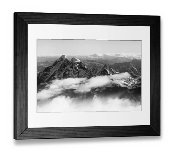 Framed Print : Gauri Shankar (7134m) in the Himalayas above the clouds, Nepal Framed Print : Gauri Shankar (7134m) in the Himalayas above the clouds, Nepal