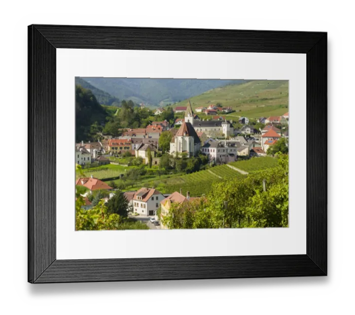 Framed Print : Historic village Spitz located in wine-growing area, UNESCO World Heritage Site Framed Print : Historic village Spitz located in wine-growing area, UNESCO World Heritage Site