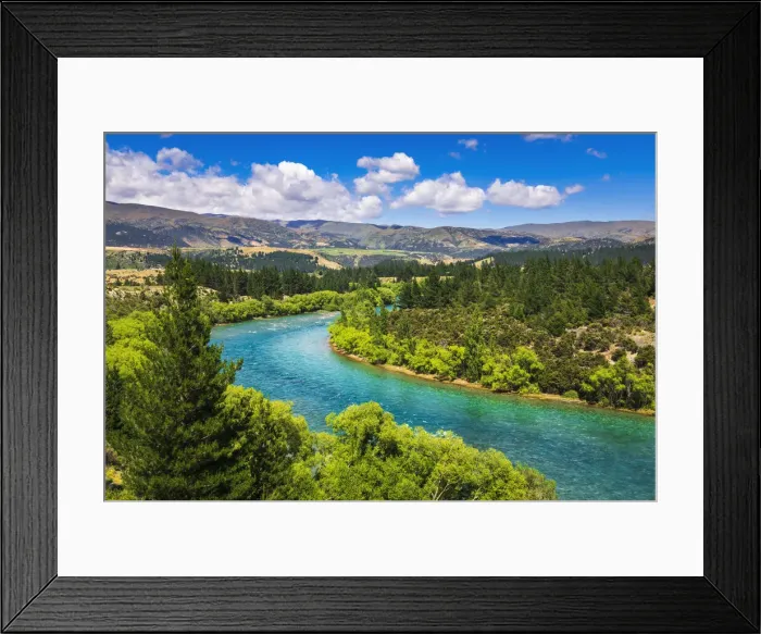 Framed Print : The Clutha River, Central Otago, South Island, New Zealand Framed Print : The Clutha River, Central Otago, South Island, New Zealand
