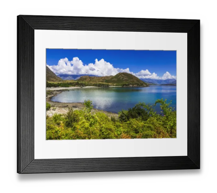 Framed Print : Lake Wanaka, Otago, South Island, New Zealand