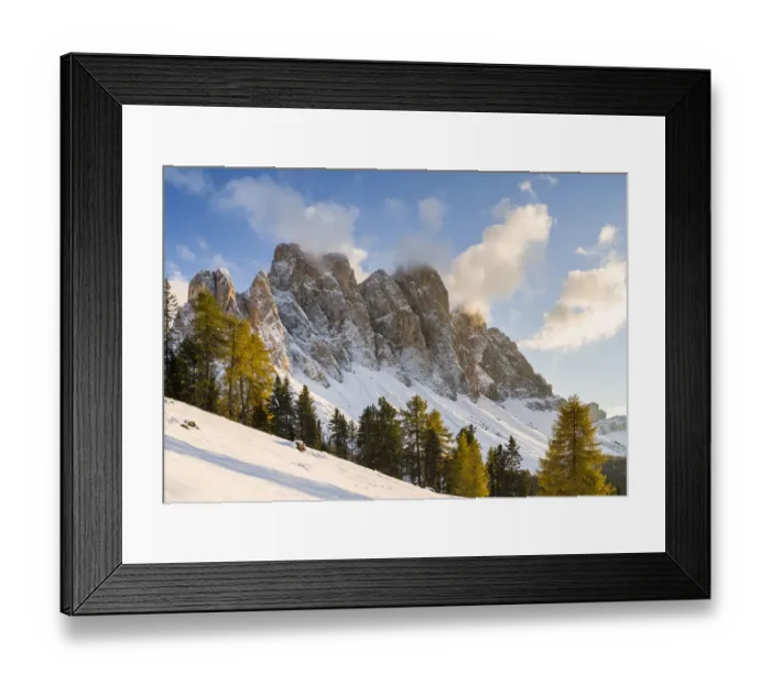 Framed Print : Geisler mountain range in the dolomites of the Villnoss Valley in South Tyrol Framed Print : Geisler mountain range in the dolomites of the Villnoss Valley in South Tyrol