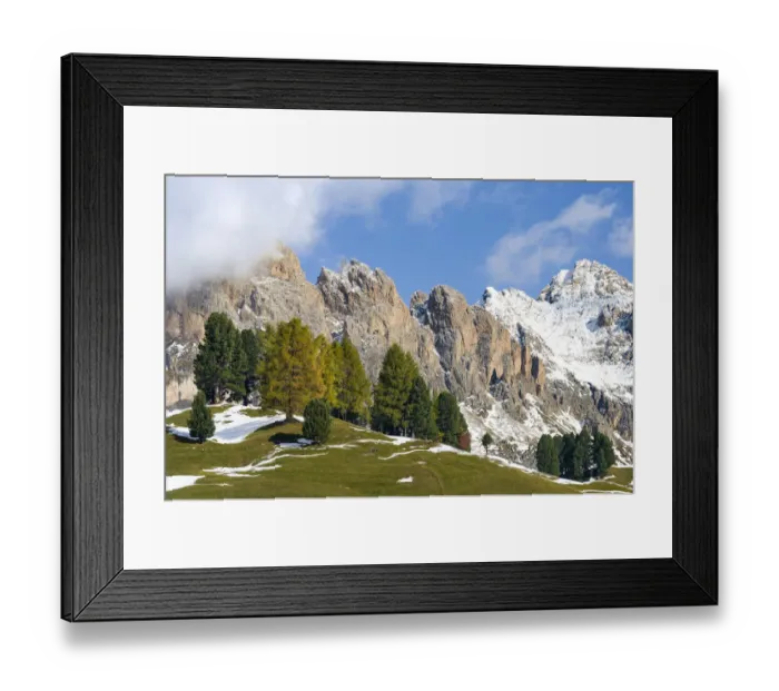 Framed Print : Geisler mountain range in the dolomites of the Groden Valley or Val Gardena in South