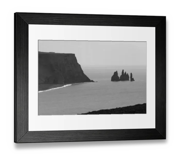 Framed Print : Rocks in the ocean, Dyrholaey, Vik, Iceland Framed Print : Rocks in the ocean, Dyrholaey, Vik, Iceland
