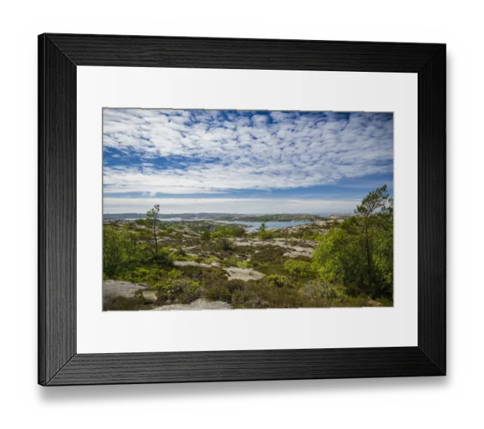 Framed Print : Sweden, Bohuslan, Fjallbacka, the Vetteberget cliff Framed Print : Sweden, Bohuslan, Fjallbacka, the Vetteberget cliff