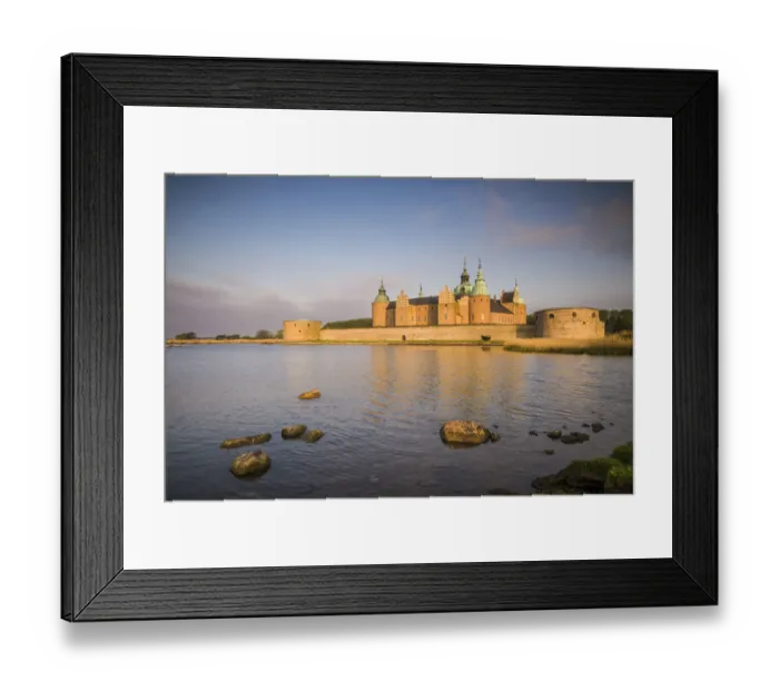 Framed Print : Sweden, Kalmar, Kalmar Slott castle, dawn