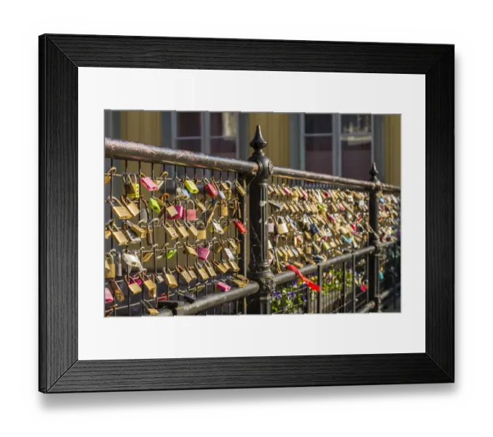 Framed Print : Sweden, Vastmanland, Vasteras, love locks on the Apotekarbron bridge, Old Town