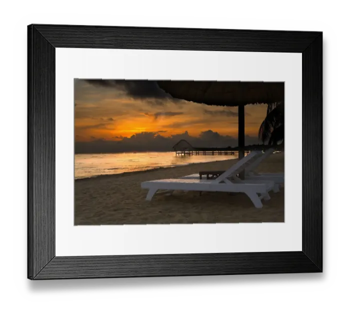 Framed Print : Belize. Sunrise over the Caribbean Ocean Framed Print : Belize. Sunrise over the Caribbean Ocean