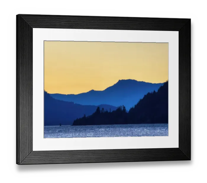 Framed Print : Oregon, Columbia River Gorge National Scenic Area, Columbia River Framed Print : Oregon, Columbia River Gorge National Scenic Area, Columbia River