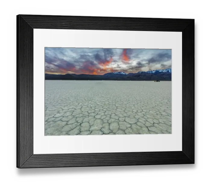 Framed Print : Playa at sunset with Steen Mountain on the Alvord Desert in Harney County, Oregon, USA Framed Print : Playa at sunset with Steen Mountain on the Alvord Desert in Harney County, Oregon, USA
