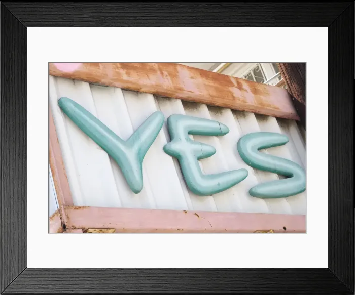 Framed Print : Sign saying YES. La Paz, Mexico Framed Print : Sign saying YES. La Paz, Mexico