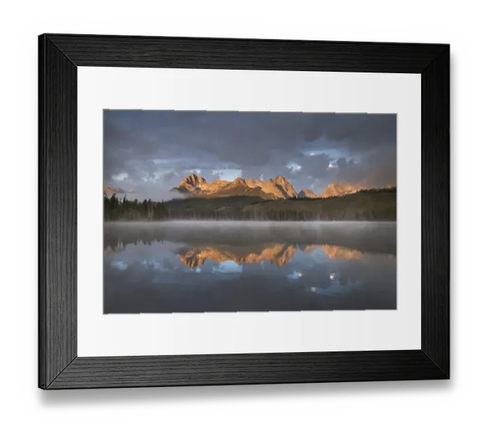 Framed Print : Little Redfish Lake at sunrise, Sawtooth Mountains, Idaho Framed Print : Little Redfish Lake at sunrise, Sawtooth Mountains, Idaho