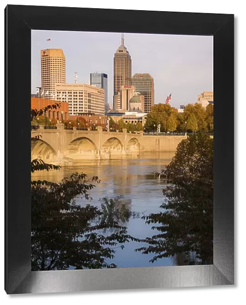 View of downtown from the west bank of White River, White River State Park, Indianapolis, Indiana, USA