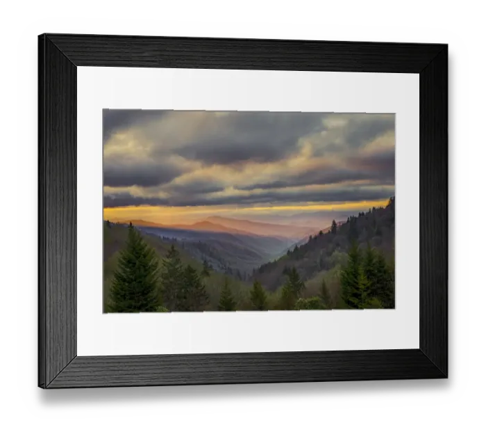 Framed Print : Sunrise view of Oconaluftee Valley, Great Smoky Mountains National Park, North Carolina