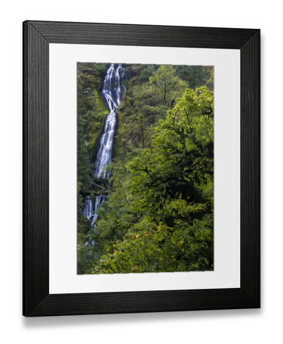 Framed Print : Munson Creek Falls near Tillamook, Oregon, USA Framed Print : Munson Creek Falls near Tillamook, Oregon, USA