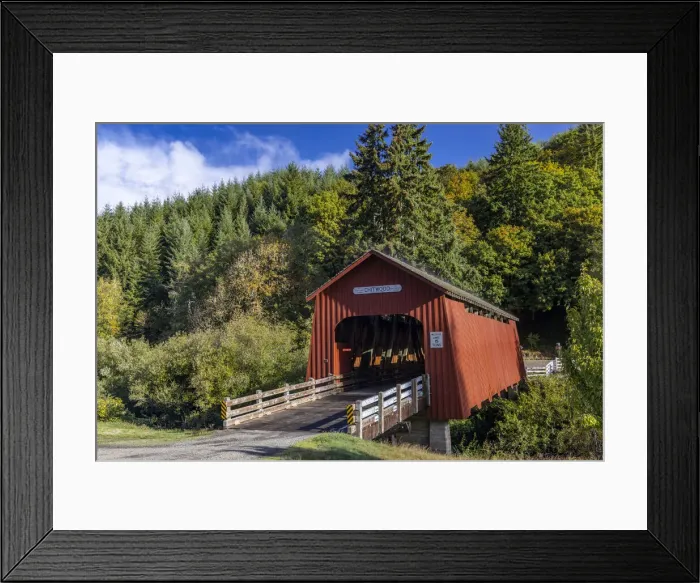 Framed Print : Chitwood Covered Bridge over the Yaquina River in Lincoln County, Oregon, USA Framed Print : Chitwood Covered Bridge over the Yaquina River in Lincoln County, Oregon, USA