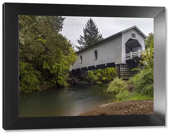 Hoffman Covered Bridge over Crabtree Creek in Linn County, Oregon, USA