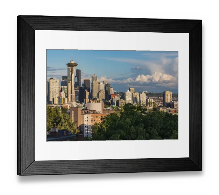 Framed Print : Seattle, Washington State, USA. Downtown Seattle on a sunny summer day Framed Print : Seattle, Washington State, USA. Downtown Seattle on a sunny summer day