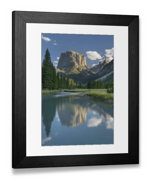 Framed Print : Squaretop Mountain reflected in Green River Bridger Wilderness, Wind River Range, Wyoming Framed Print : Squaretop Mountain reflected in Green River Bridger Wilderness, Wind River Range, Wyoming