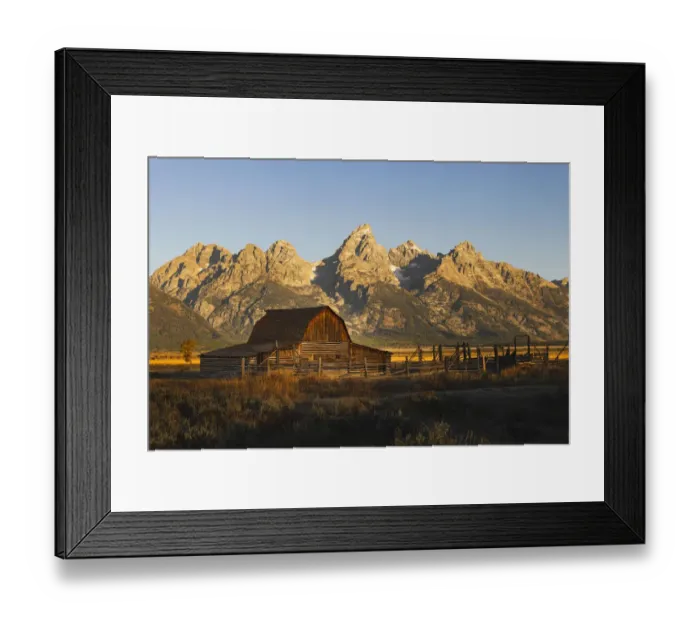 Framed Print : Historical Moulton barn at sunrise, Grand Teton National Park, Wyoming Framed Print : Historical Moulton barn at sunrise, Grand Teton National Park, Wyoming