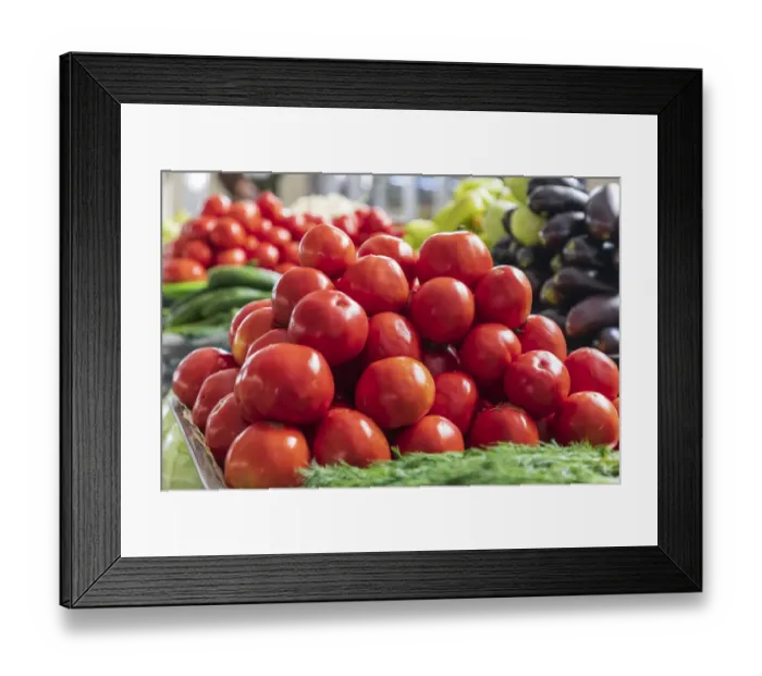Framed Print : Dushanbe, Tajikistan. Fresh tomatoes for sale at the Mehrgon Market in Dushanbe Framed Print : Dushanbe, Tajikistan. Fresh tomatoes for sale at the Mehrgon Market in Dushanbe