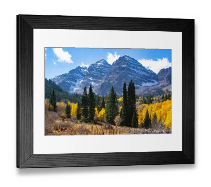 Framed Print : Snowcapped Maroon Bells-Snowmass Wilderness in autumn Framed Print : Snowcapped Maroon Bells-Snowmass Wilderness in autumn