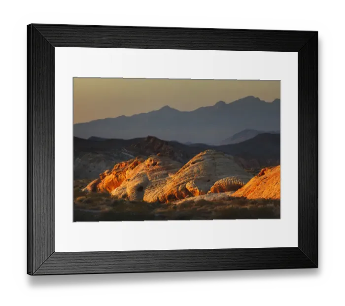 Framed Print : Last light on red sandstone or Aztec Sandstone, Valley of Fire, Nevada Framed Print : Last light on red sandstone or Aztec Sandstone, Valley of Fire, Nevada
