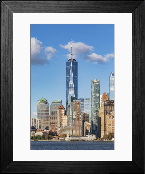 Framed Print : Manhattan, New York, USA. One World Trade Center and the Lower Manhattan skyline Framed Print : Manhattan, New York, USA. One World Trade Center and the Lower Manhattan skyline