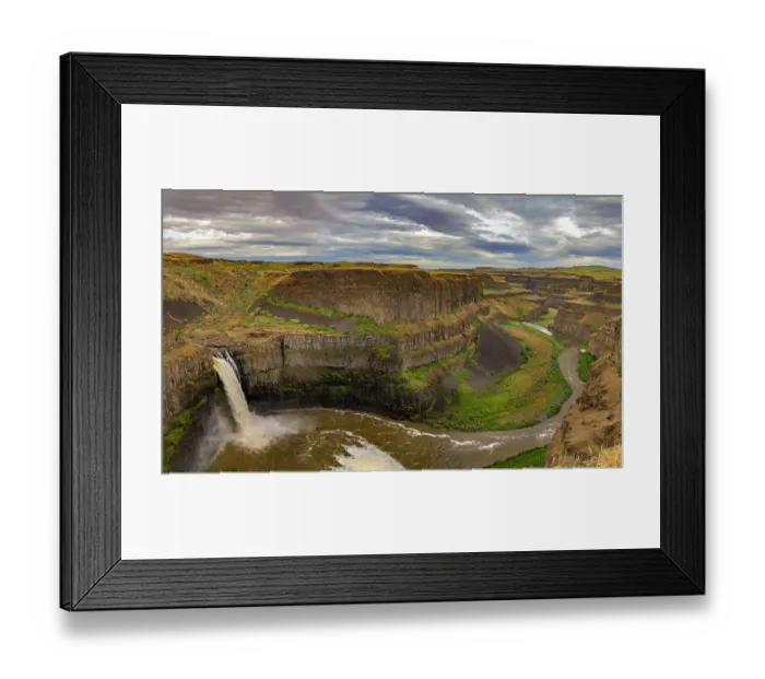 Framed Print : Panoramic of 185 foot drop of Palouse Falls near Washtucna, Washington State, USA Framed Print : Panoramic of 185 foot drop of Palouse Falls near Washtucna, Washington State, USA