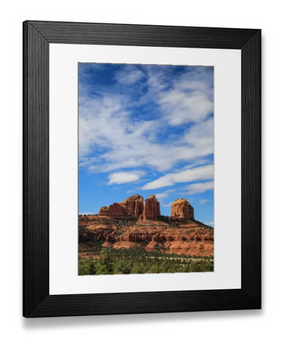 Framed Print : Sedona, Arizona, USA. Cathedral Rock, red rock formations Framed Print : Sedona, Arizona, USA. Cathedral Rock, red rock formations