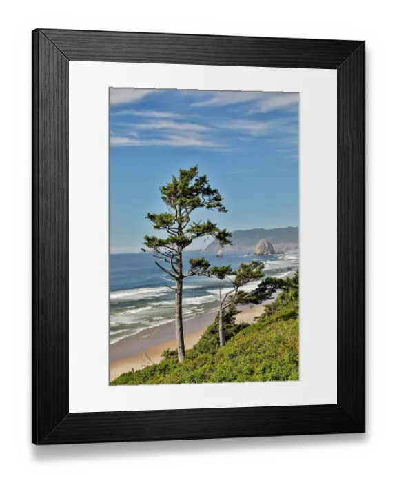 Framed Print : USA, Oregon. Cannon Beach with Haystack