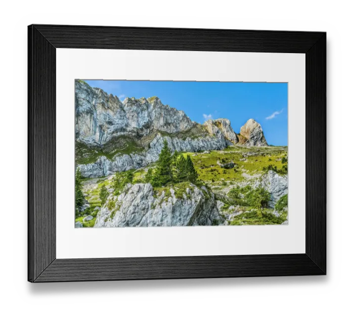 Framed Print : Mount Pilatus, Lucerne, Switzerland. climbing to Mt. Pilatus observation point