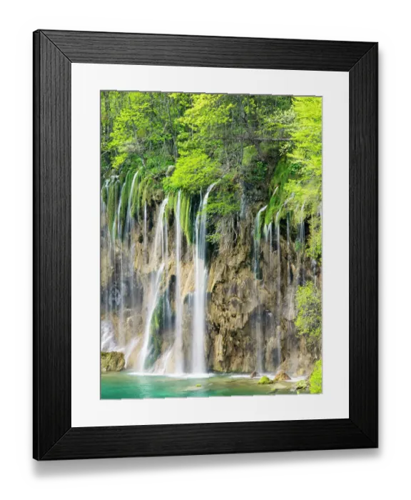 Framed Print : Croatia, Plitvice Lakes National Park. The Plitvice Lakes in the National Park Plitvicka Jezera in Croatia. The lakes are a UNESCO Would Heritage Site Framed Print : Croatia, Plitvice Lakes National Park. The Plitvice Lakes in the National Park Plitvicka Jezera in Croatia. The lakes are a UNESCO Would Heritage Site