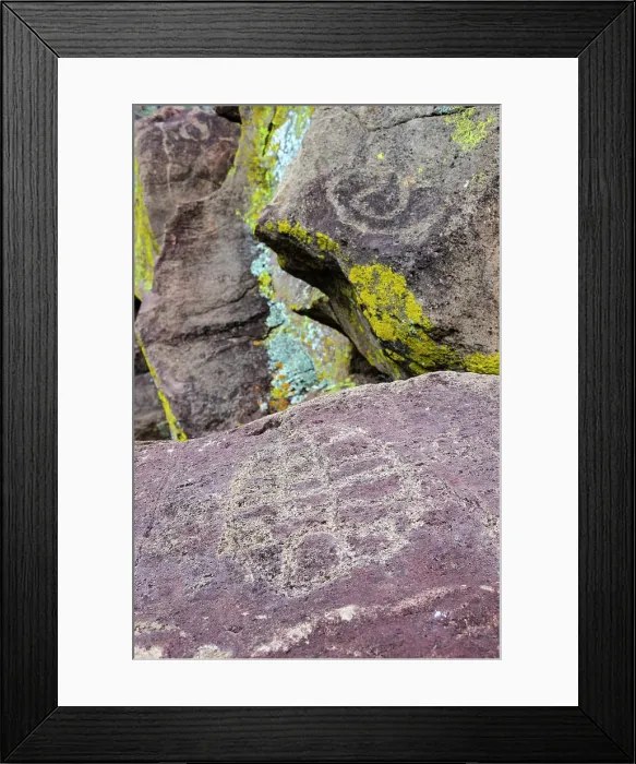 Framed Print : Mexico, Baja California Sur, Sierra de San Francisco. Petroglyphs at the remote spring, La Higuerita Framed Print : Mexico, Baja California Sur, Sierra de San Francisco. Petroglyphs at the remote spring, La Higuerita