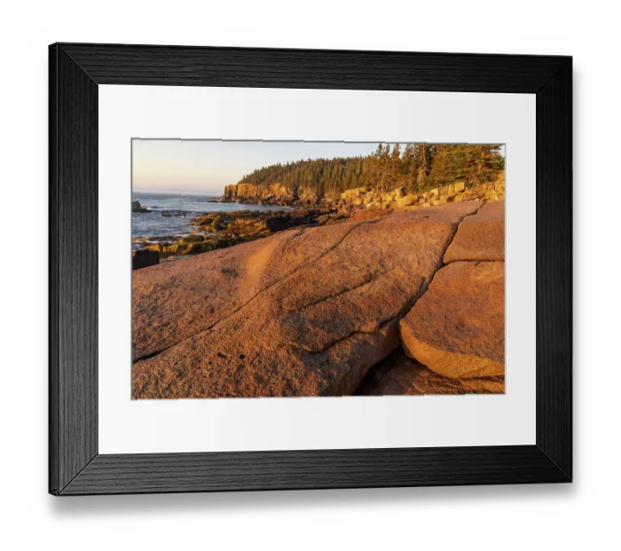 Framed Print : Otter Cliffs at sunrise n Acadia National Park, Maine, USA