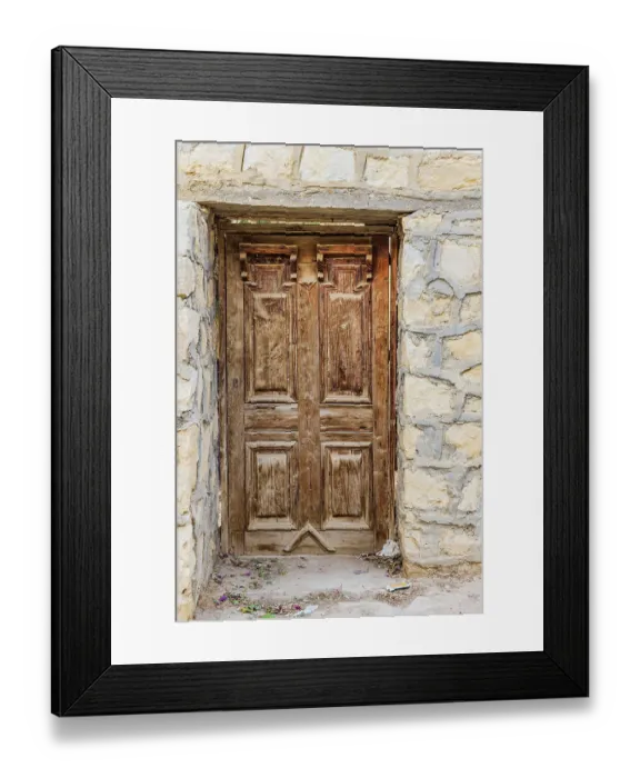 Framed Print : Faiyum, Egypt. Wooden door in a wall Framed Print : Faiyum, Egypt. Wooden door in a wall