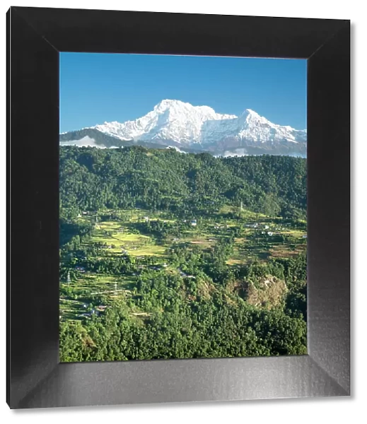 Nepal, vlley and Annapurna Range