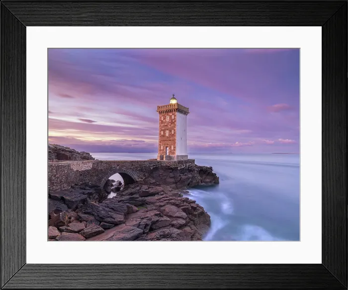 Framed Print : France, Brittany. Sunrise at the Kermorvan Lighthouse Framed Print : France, Brittany. Sunrise at the Kermorvan Lighthouse