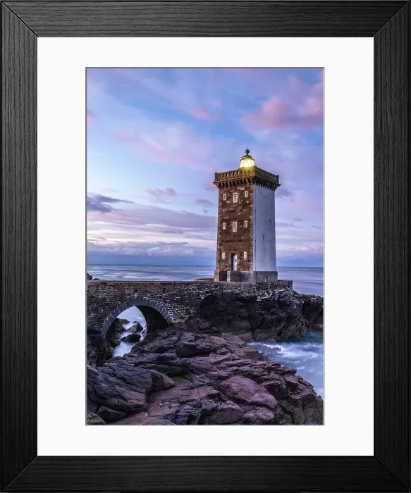 Framed Print : France, Brittany. Sunrise at the Kermorvan Lighthouse