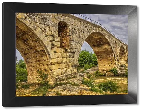 Pont Julien, Provence, France